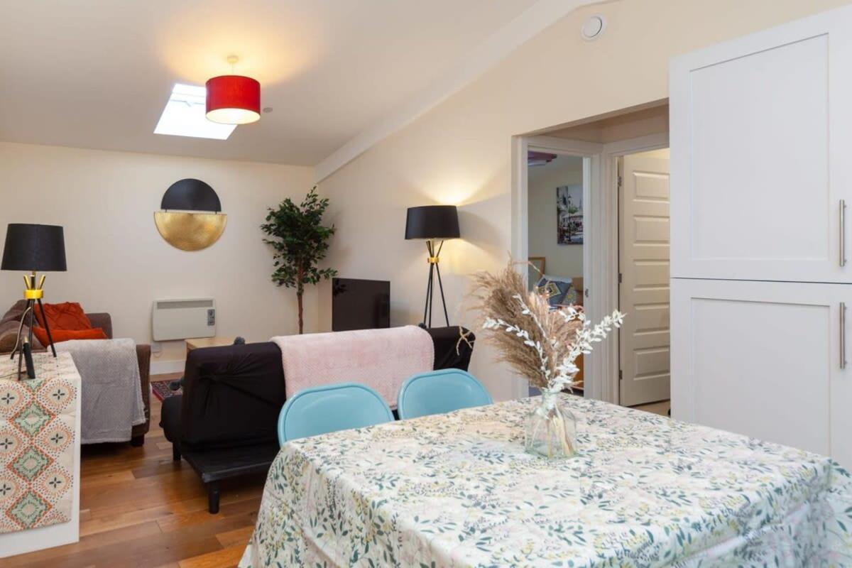 Appartamento Modern 2 Bed Attic In Brixton