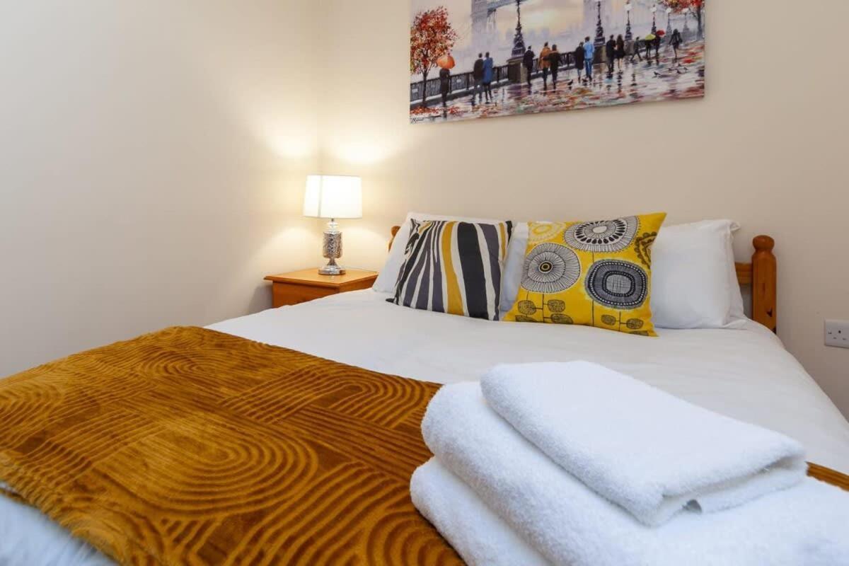 Appartamento Modern 2 Bed Attic In Brixton *